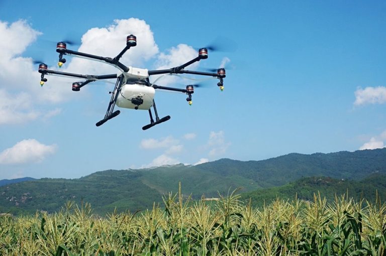 Pierwszy dron dla celów rolniczych